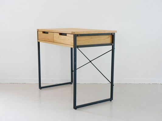 Table à manger à surface en bois pliable en métal pour les besoins de bureau dans le style nord-européen