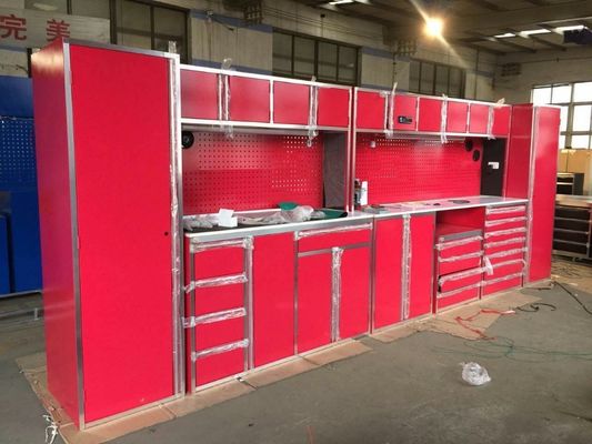 Équipement de rangement en argent pour atelier de garage personnalisable