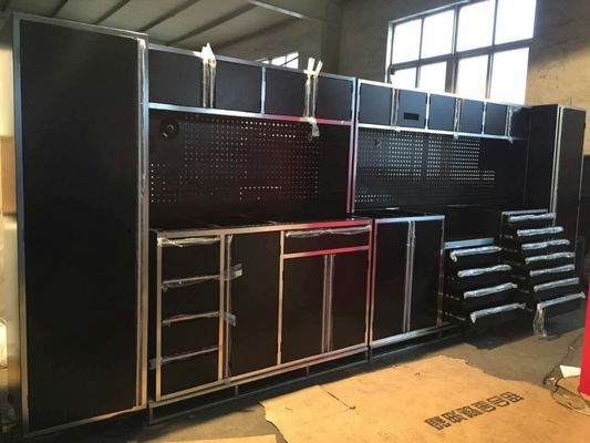 Armoire murale en acier laminé à froid pour le stockage modulaire d'outils