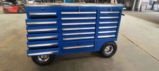 Commodément ranger les outils avec un grand banc de travail de garage amovible et un coffre à outils de 96 pouces