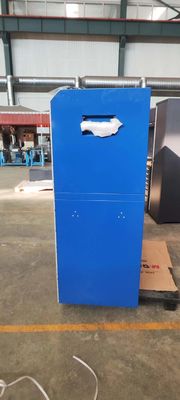 Améliorez votre bureau de garage avec une boîte à outils en argent et des poignées en option